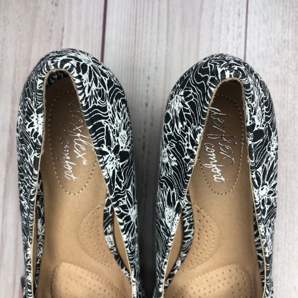 dexflex comfort Women Size 7 Sandals Wedge Heel - Picture 3 of 8